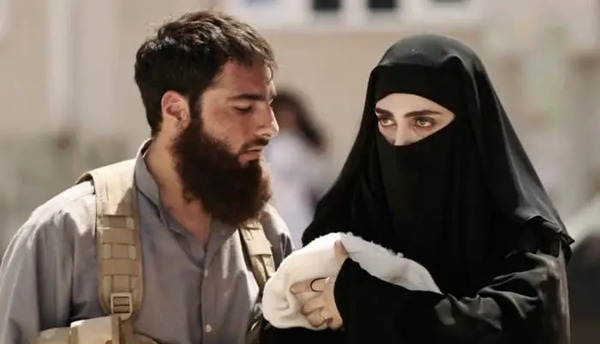 عکس آیسان واقعی