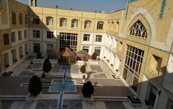 عکس هتل آپارتمان آیسان مشهد