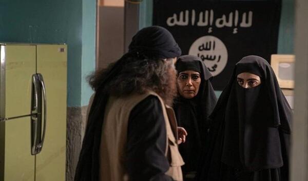 عکس آیسان در فیلم سقوط