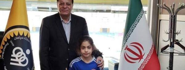 عکس آرات حسینی با مسی