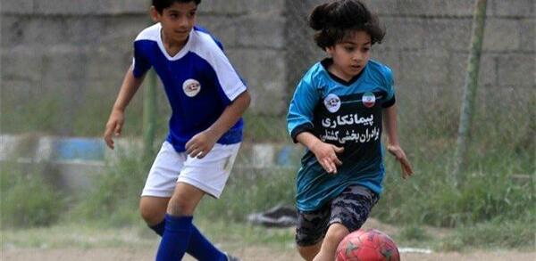 عکس آرات حسینی با مسی