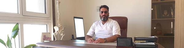 عکس دکتر احسان سعادتی
