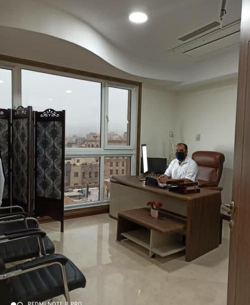 عکس دکتر احسان سعادتی