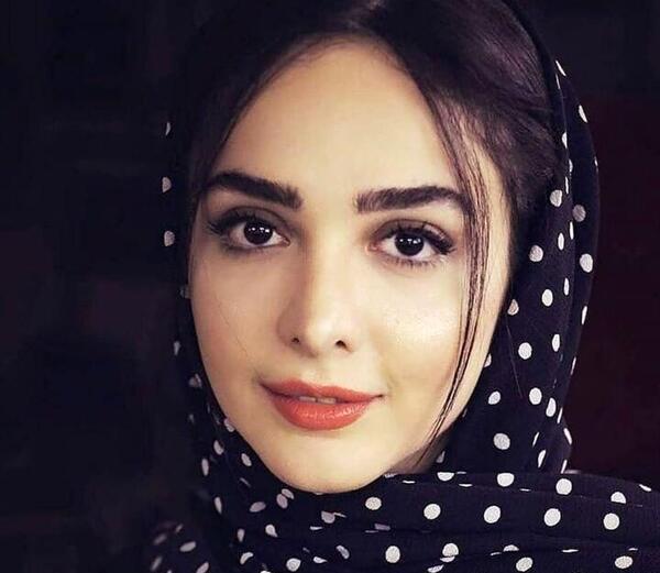 عکس مادر احسان در فیلم هشت و نیم دقیقه