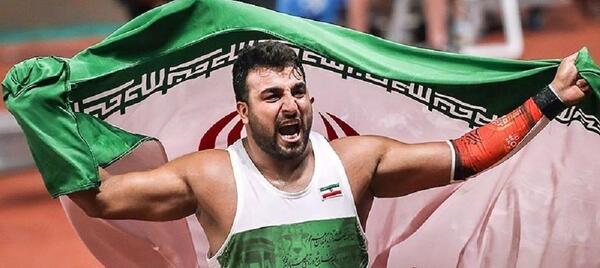 عکس احسان حدادی و همسرش