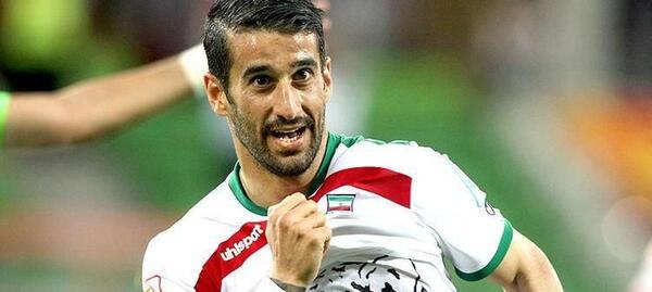 عکس احسان حاج صفی در پرسپولیس