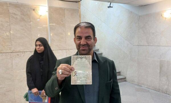 عکس ایت احمد نژاد با همسرش