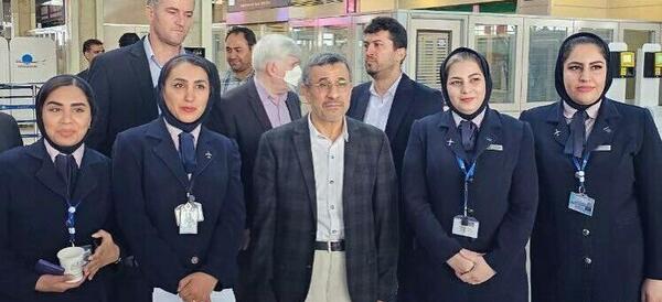 عکس ایت احمد نژاد با همسرش