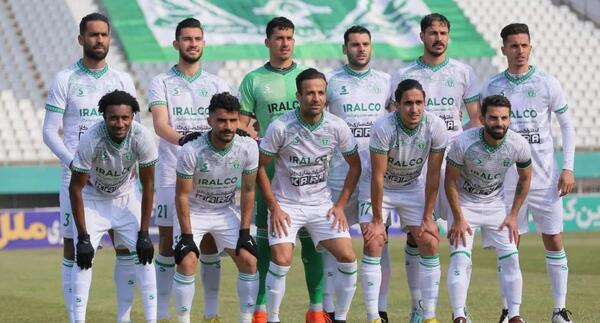 عکس احمد گوهری در پرسپولیس