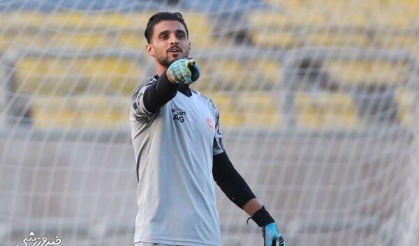 عکس احمد گوهری در پرسپولیس