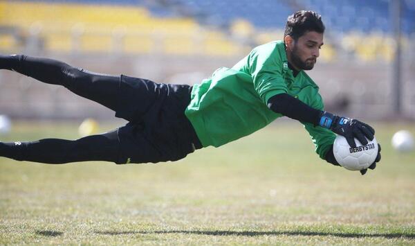 عکس احمد گوهری دروازه بان پرسپولیس