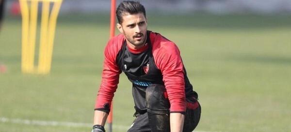 عکس احمد گوهری دروازه بان پرسپولیس