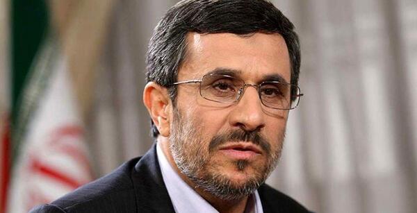 عکس احمدی نژاد با لباس ورزشی