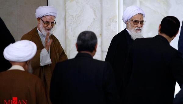عکس احمد خاتمی در نماز جمعه