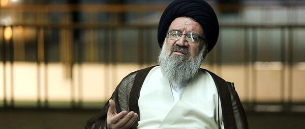 عکس احمد خاتمی در نماز جمعه