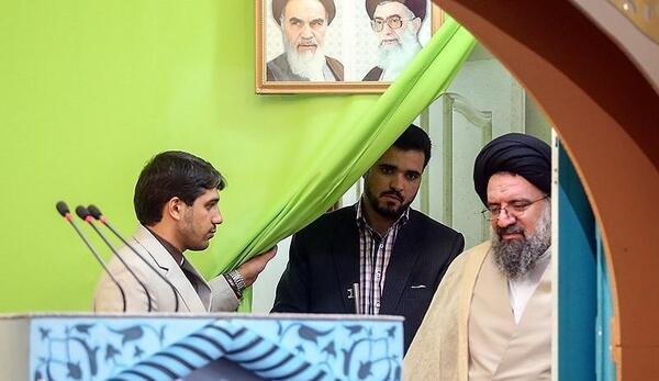عکس احمد خاتمی در نماز جمعه