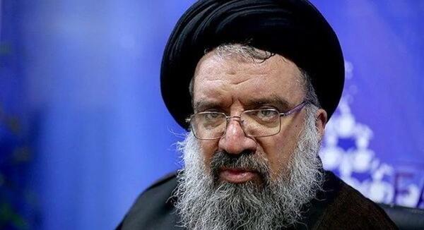 عکس احمد خاتمی در نماز جمعه