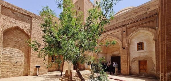 عکس مزار شیخ احمد جام