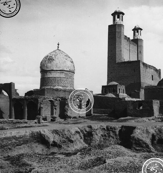 عکس مزار شیخ احمد جام
