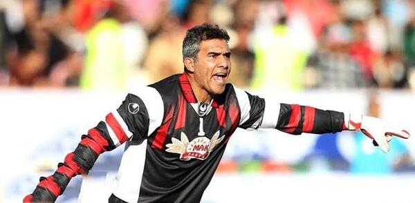 عکس احمدرضا عابدزاده در پرسپولیس
