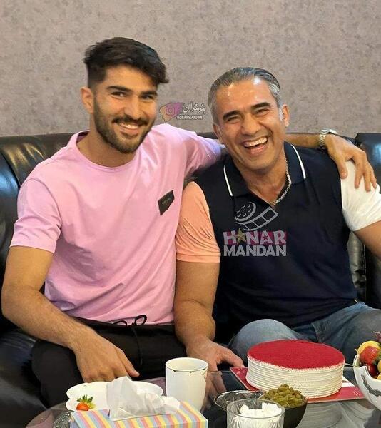 عکس احمدرضا عابدزاده و پسرش
