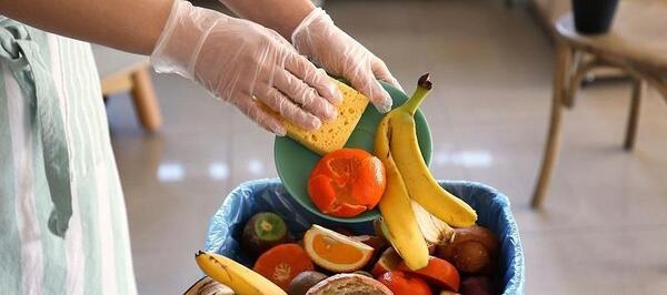 عکس برای اسراف نکردن غذا