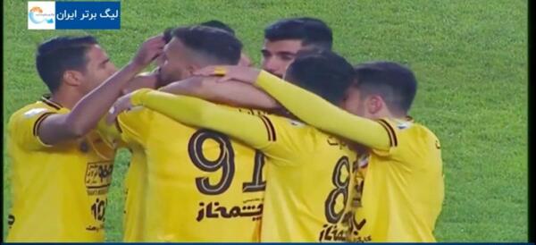 عکس امید نورافکن در استقلال