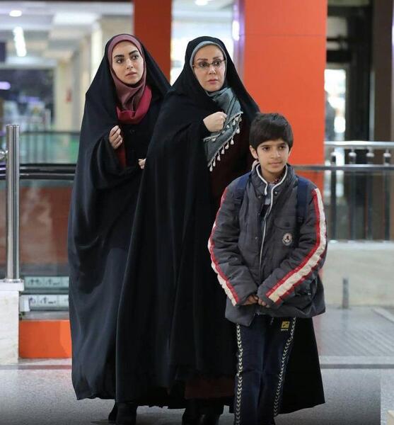 عکس امیررضا فرامرزی با مادرش