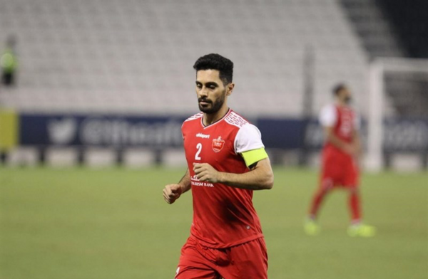 عکس امید عالیشاه در لباس پرسپولیس