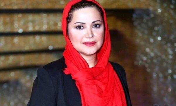 عکس کمند امیر سلیمانی در استخر