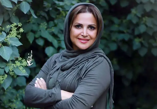 عکس کمند امیر سلیمانی در استخر