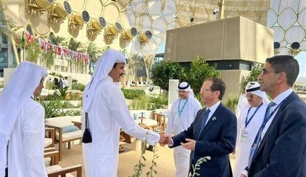 عکس امیر قطر در ایران