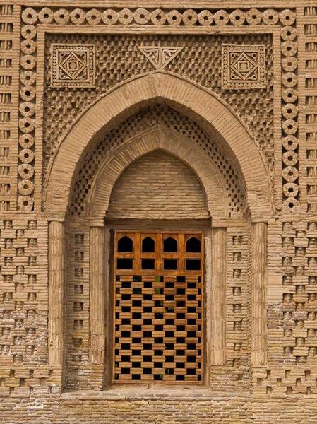 عکس ارامگاه امیر اسماعیل سامانی در بخارا