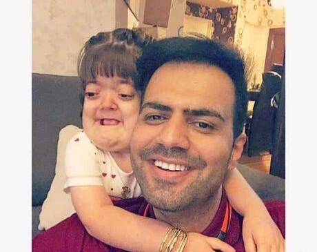 عکس فاطمه خواننده دلم روشنه