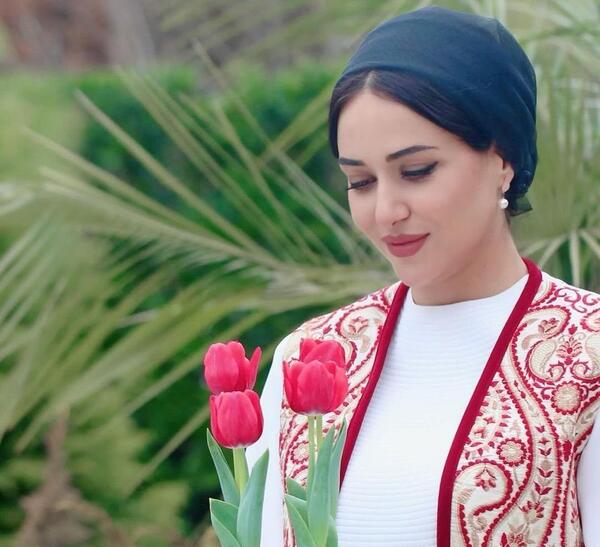 عکس دکتر مریم نوروزی رشت