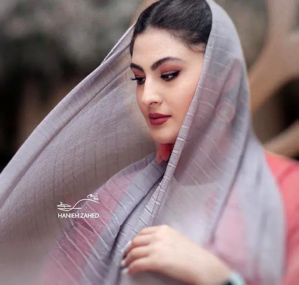 عکس مریم مومن بی حجاب