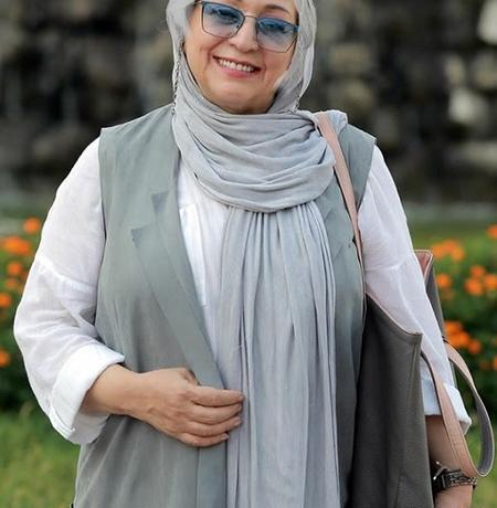 عکس مریم سعادت در شهر گربه ها