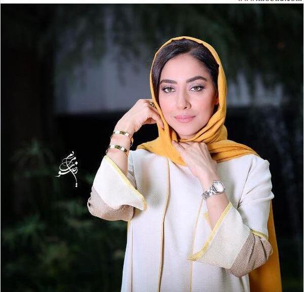 عکس مریم رضوی در خارج