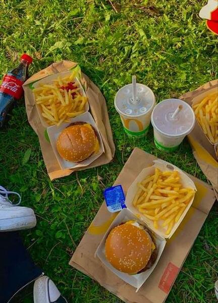 عکس فیک خوراکی در شب