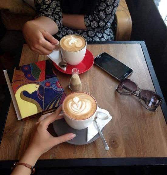 عکس فیک کافه رفتن