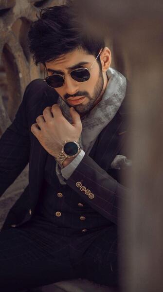 عکس پسر مغرور و جذاب