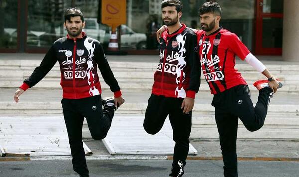 عکس محسن مسلمان در دربی