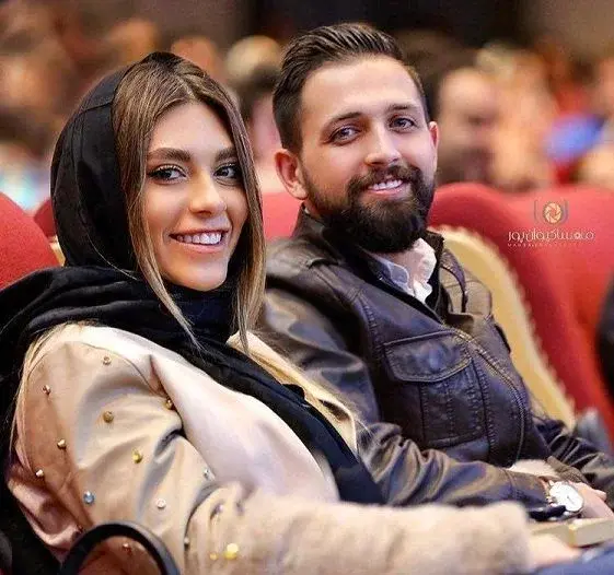 عکس محسن افشانی و همسرش در استخر