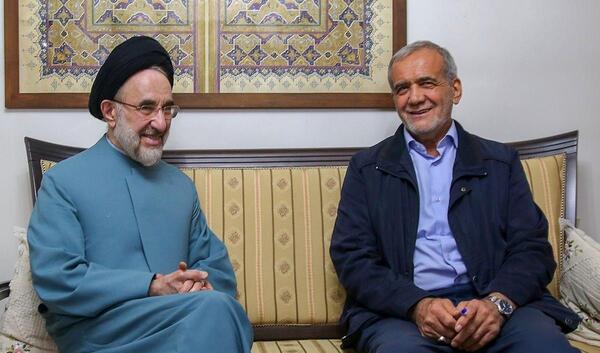 عکس حسن روحانی با پزشکیان