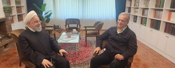 عکس حسن روحانی با پزشکیان