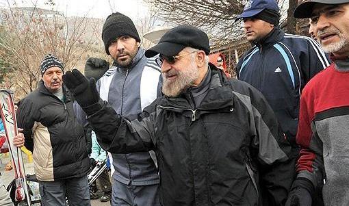 عکس حسن روحانی در کوه