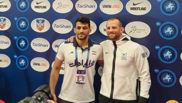 عکس حسن یزدانی و رئیسی