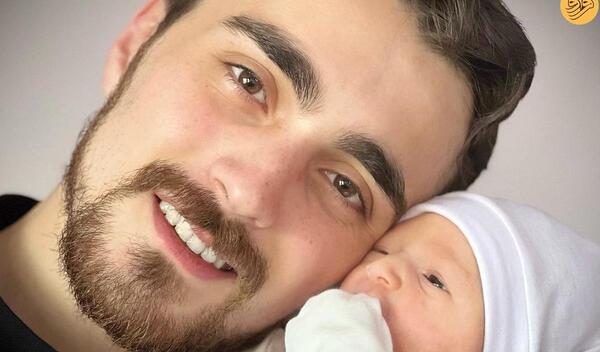 عکس حسن خمینی وفرزندانش