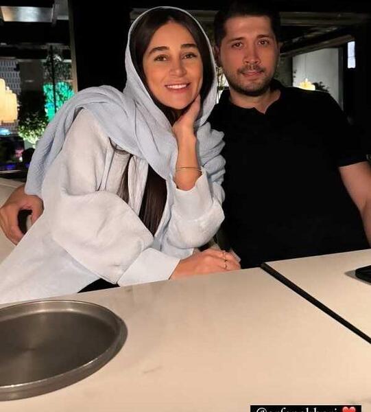 عکس همسر حسین اکبری مجری
