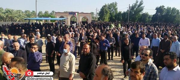 عکس حسین دهقان مجری بوشهری